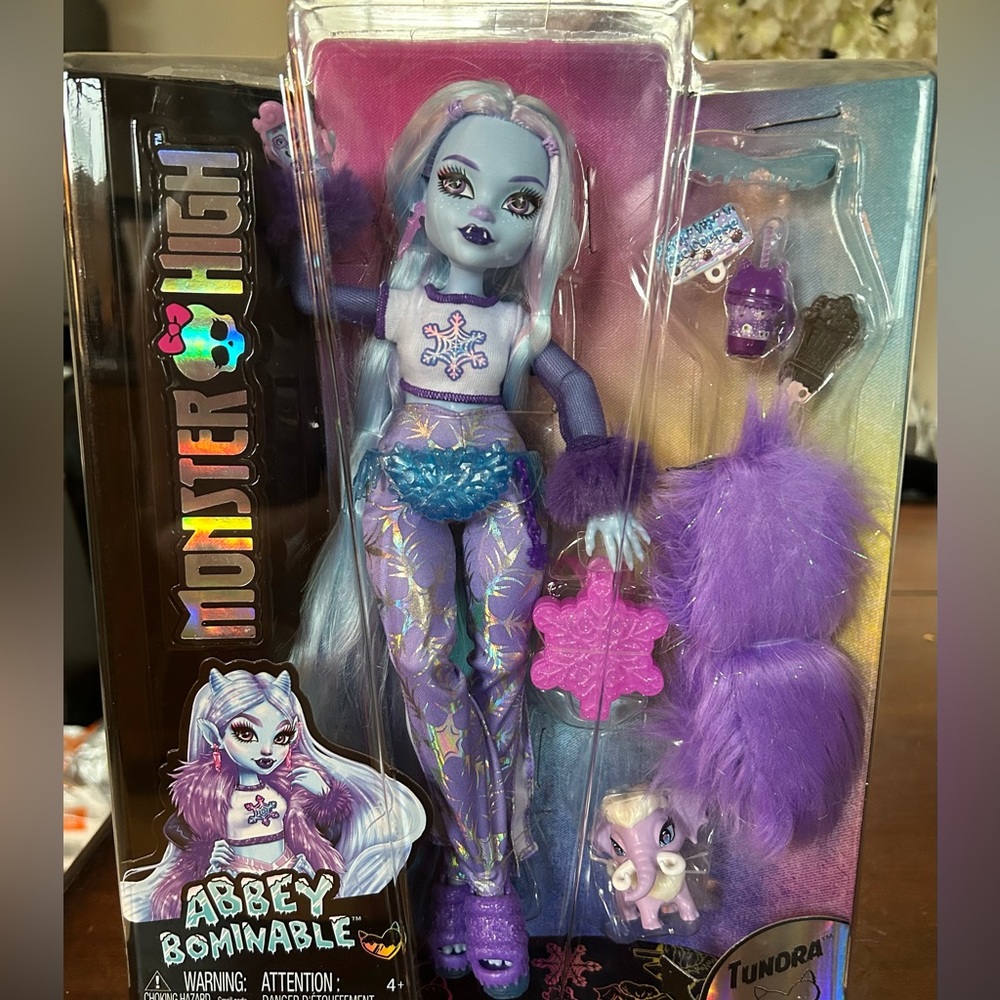 Monster High Abby Bominable G3 Doll | NEVER OPENED OR USED